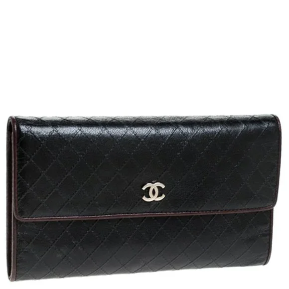 AUC Chanel Black Quilted Leather Diamond Stitched Continental Flap Wallet $2900